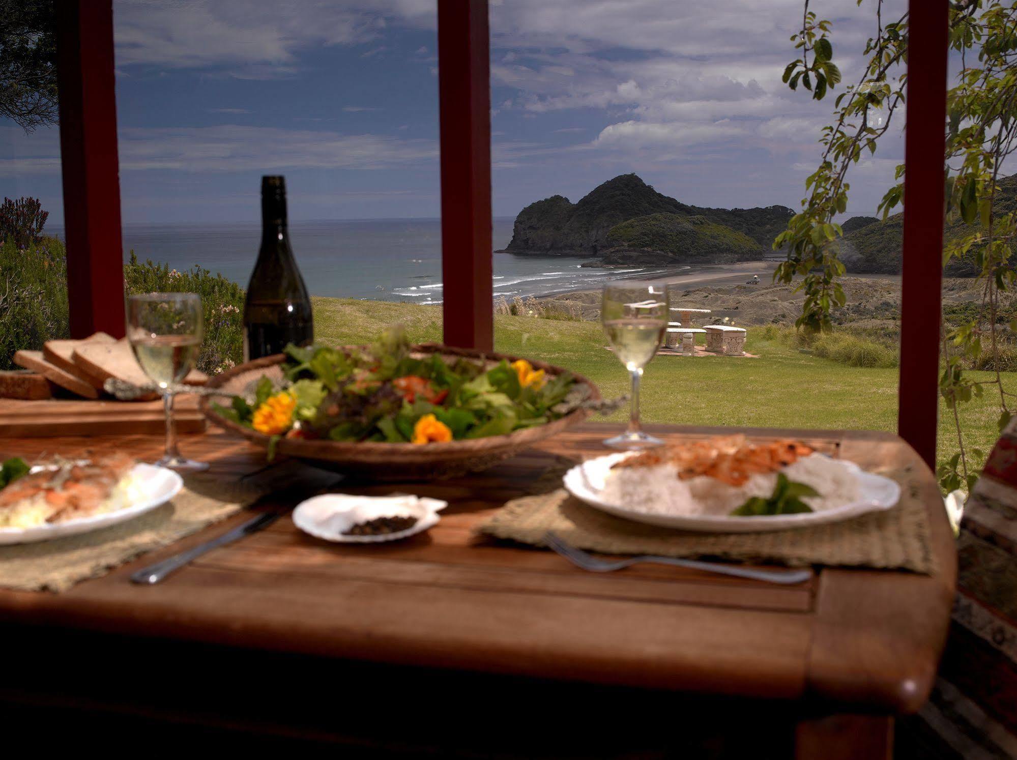 Bethells Beach Cottages Bagian luar foto