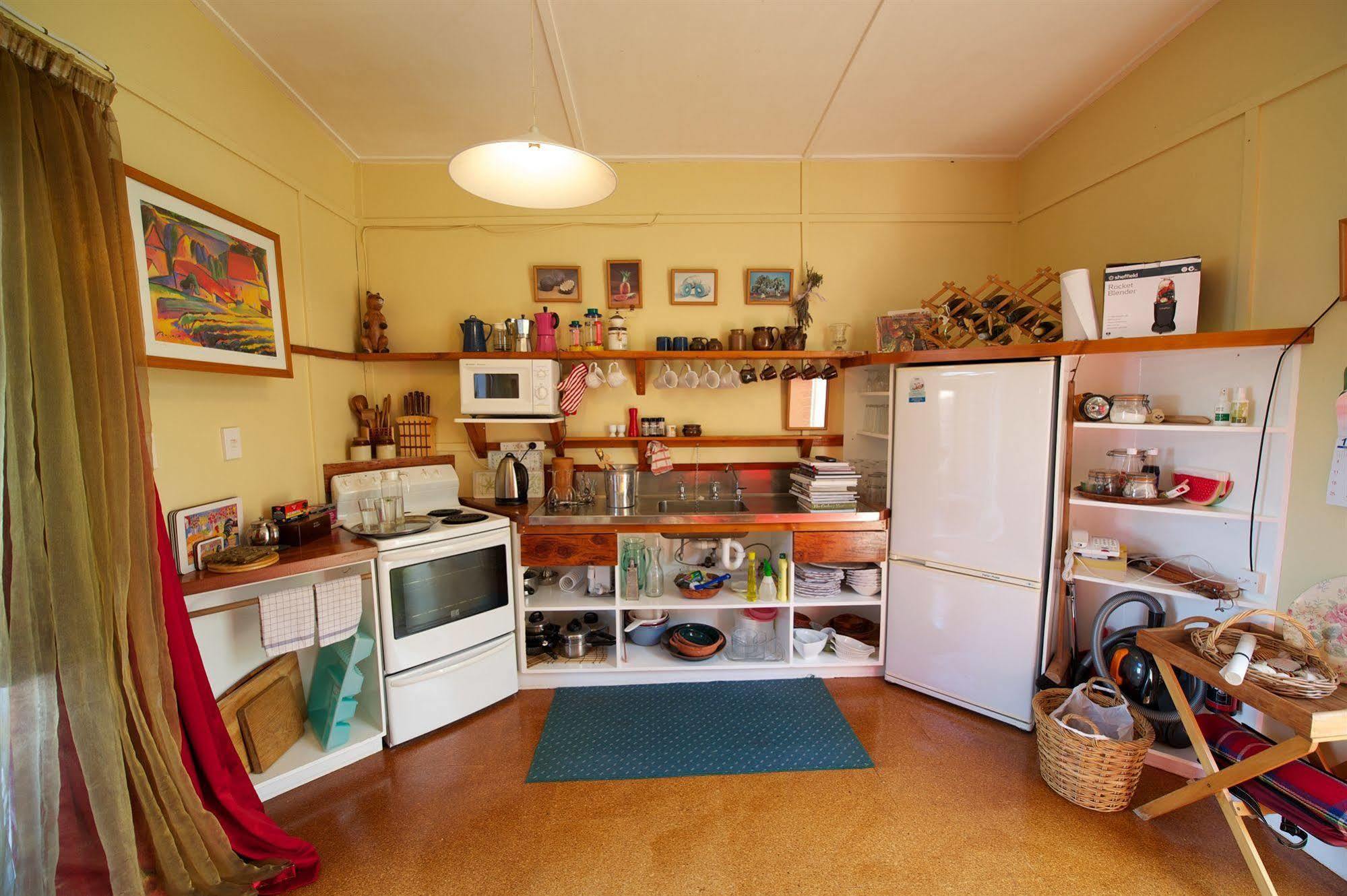 Bethells Beach Cottages Bagian luar foto