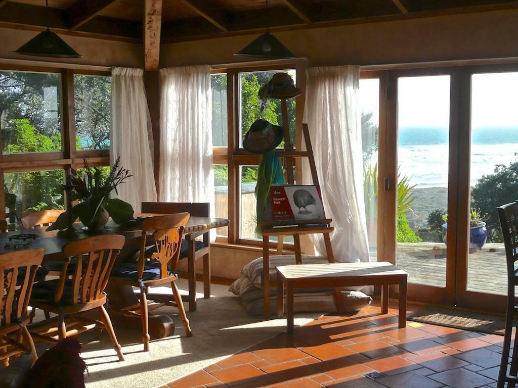 Bethells Beach Cottages Bagian luar foto