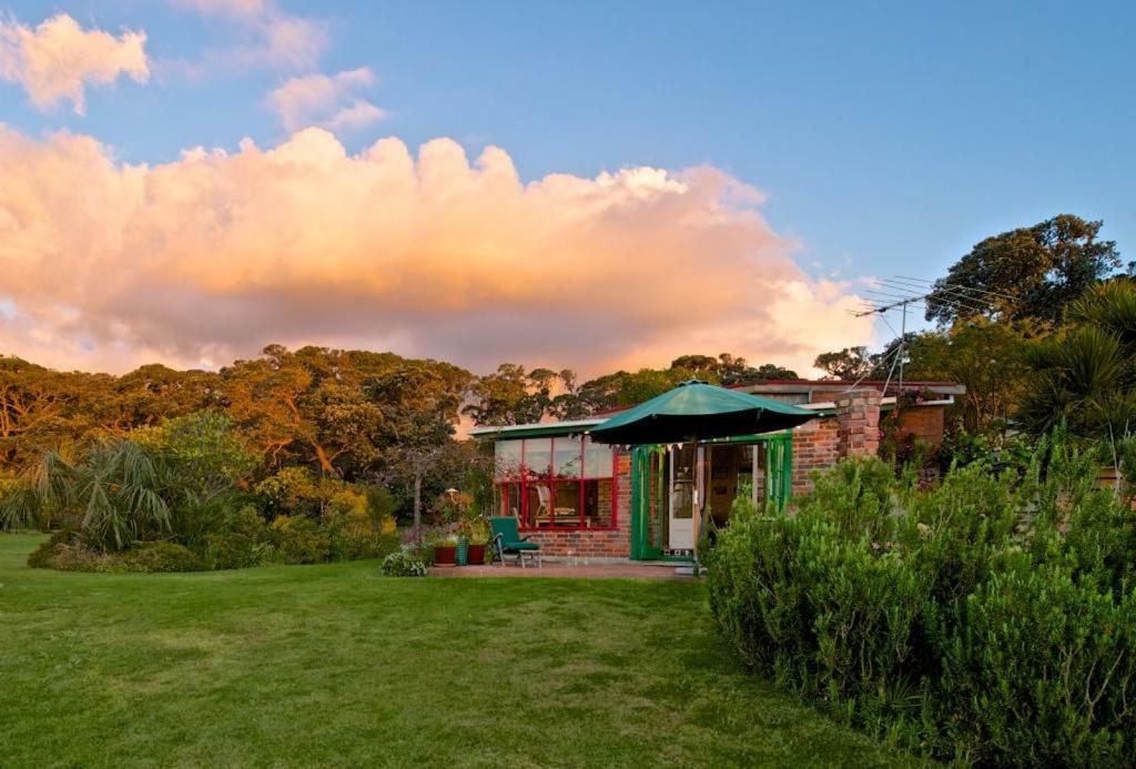Bethells Beach Cottages Bagian luar foto