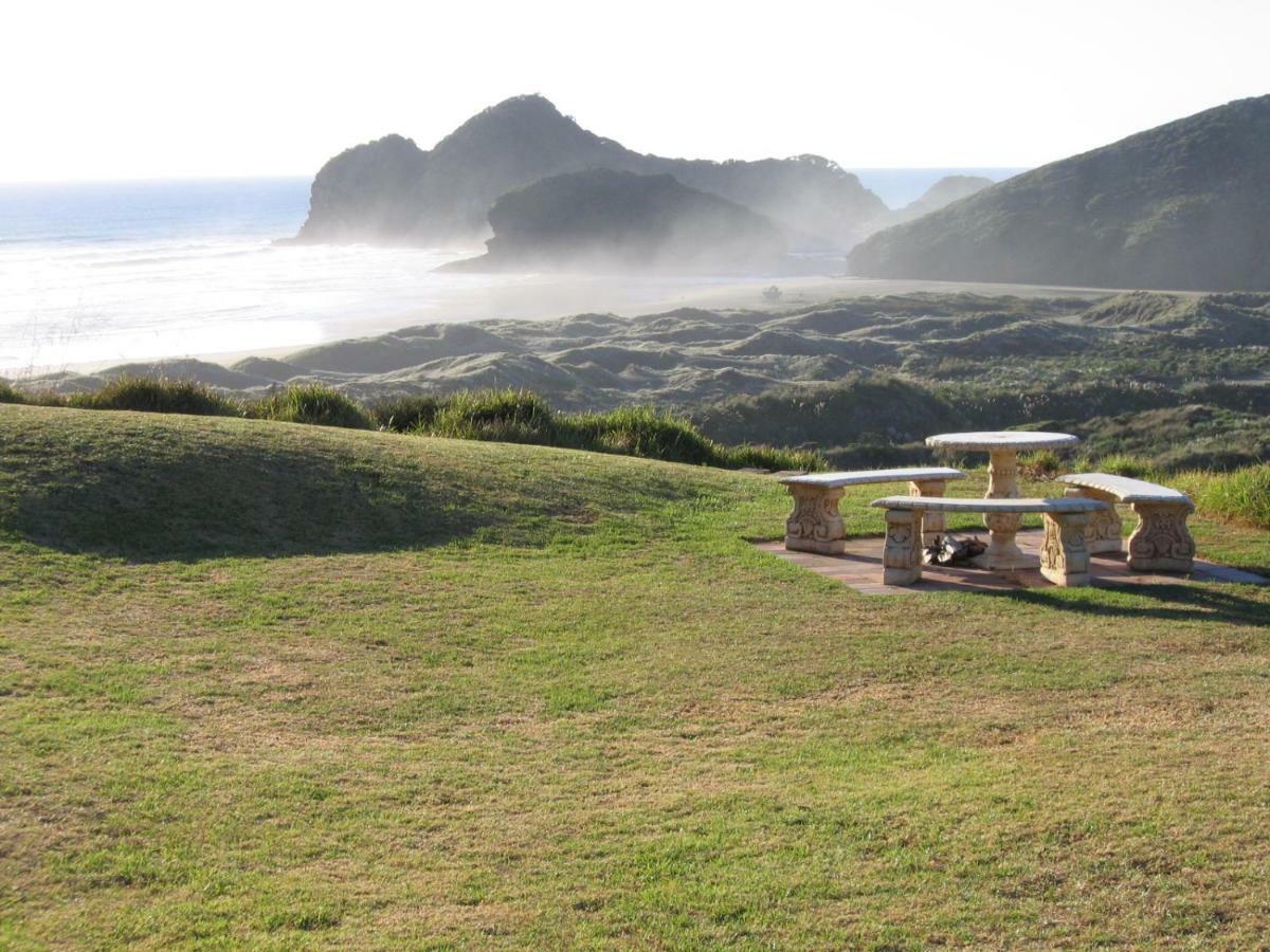 Bethells Beach Cottages Bagian luar foto