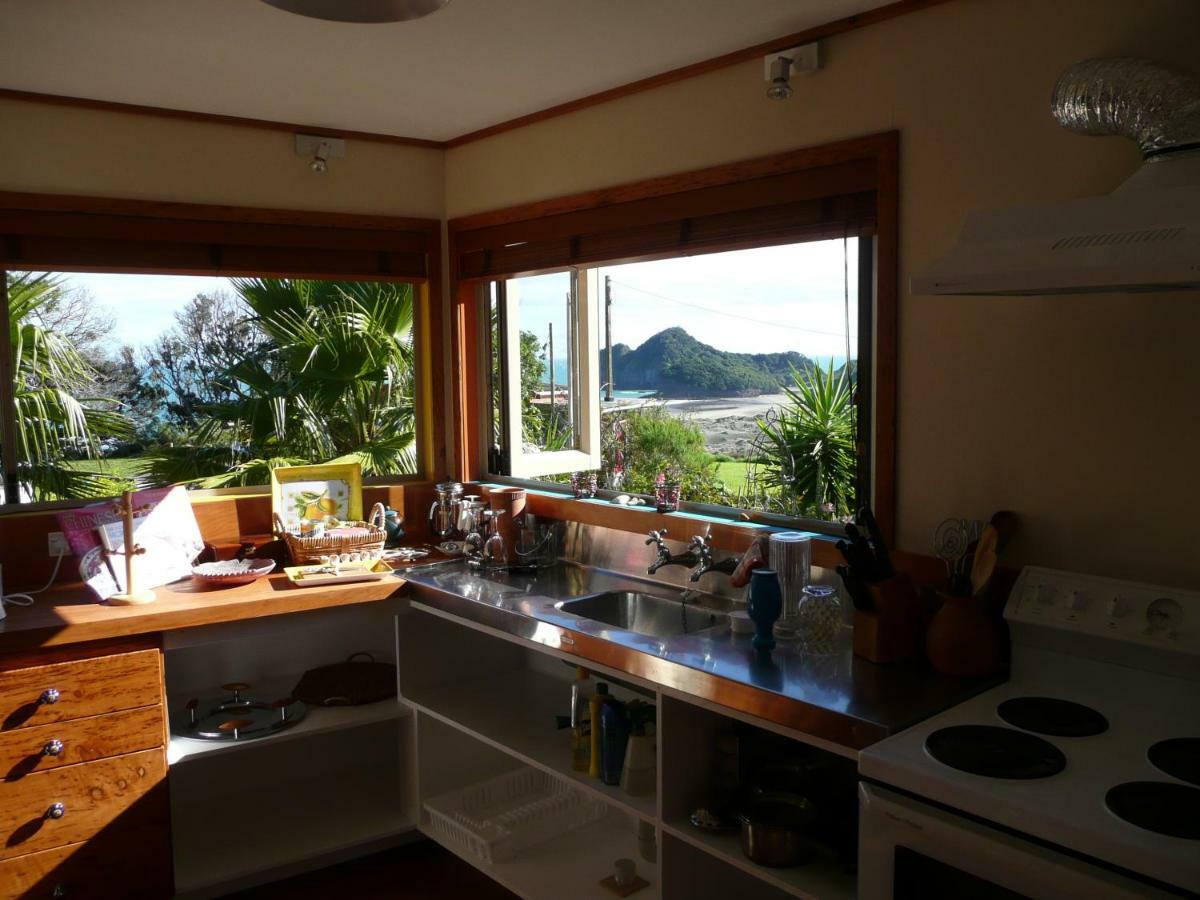 Bethells Beach Cottages Bagian luar foto